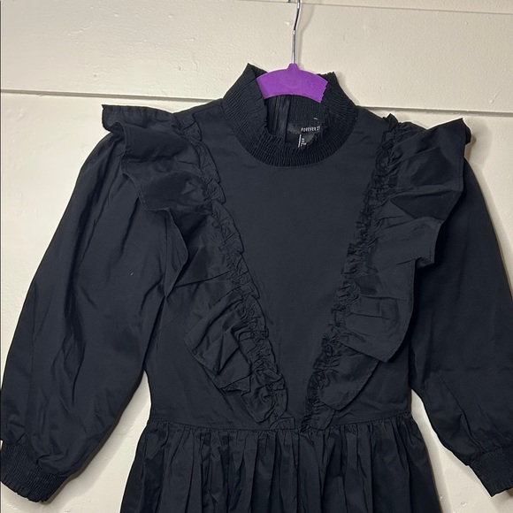 Black Ruffled Dress - Picture 2 of 9